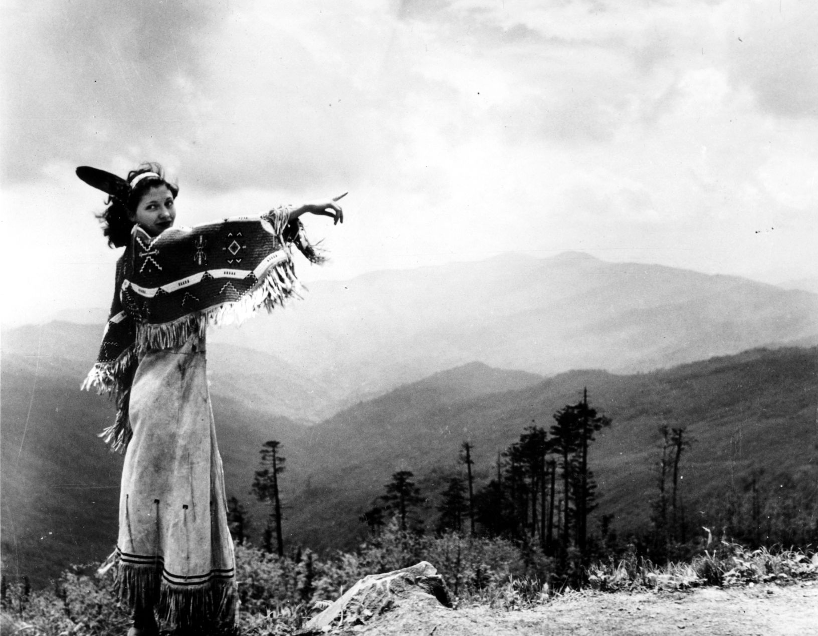 1942: CHEROKEE INDIAN WOMAN